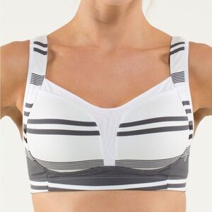 Lululemon Ta Ta Tamer ll Sports Bra Women’s - 32D